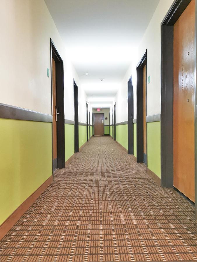Travel Inn And Suites- Sikeston Miner I-55 Exit-67 Exteriör bild