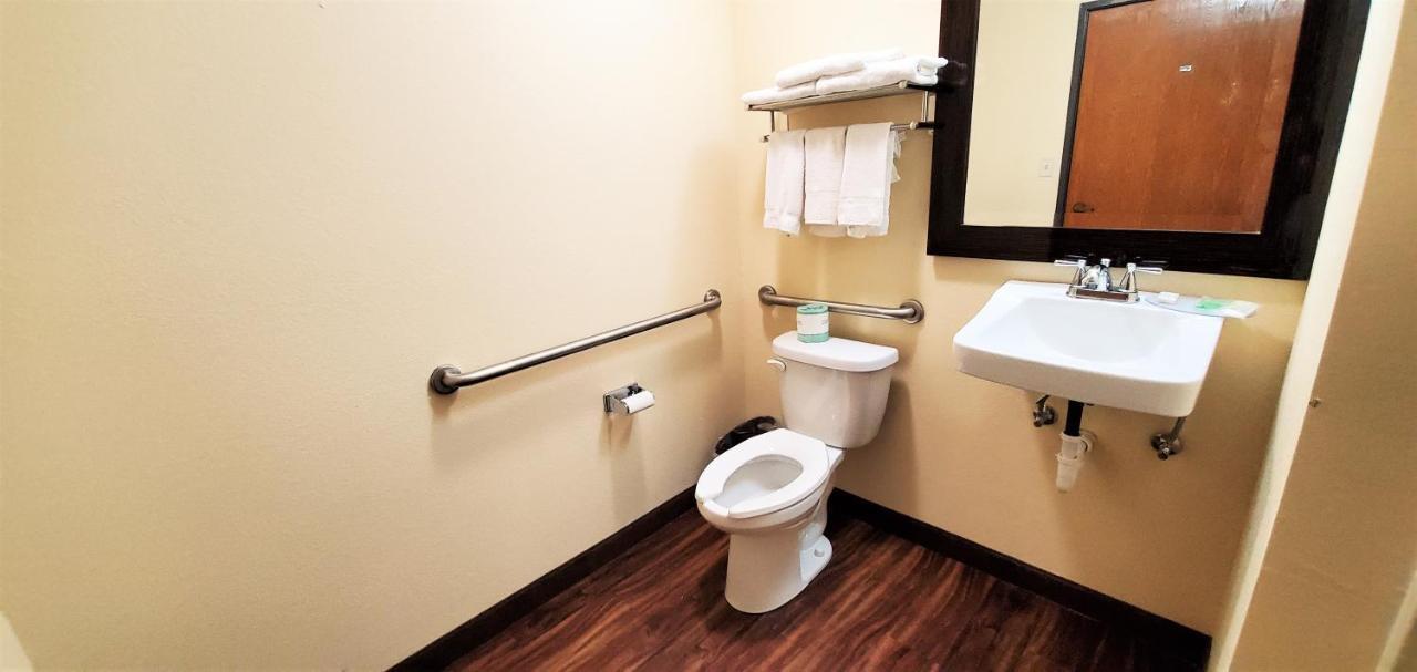 Travel Inn And Suites- Sikeston Miner I-55 Exit-67 Exteriör bild
